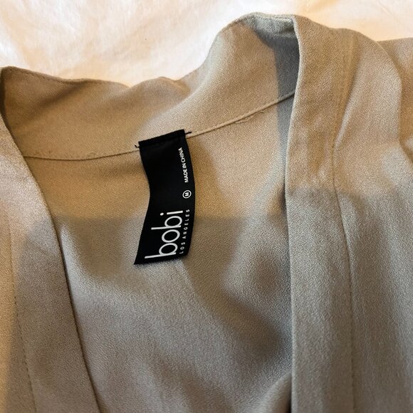 Bobi Beach crepe top, Tan, Med - Picture 10 of 12